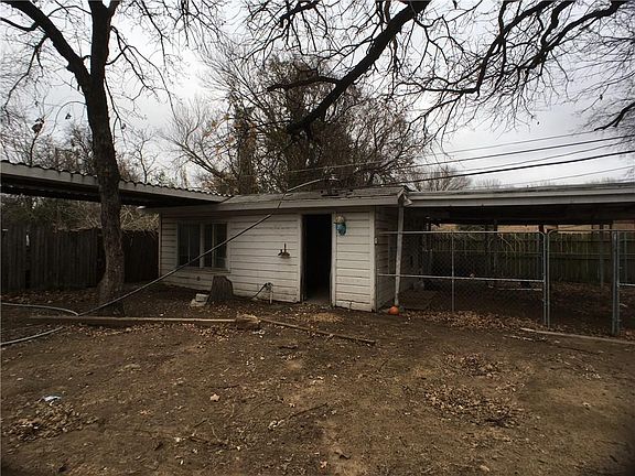 4th image of 5109 Nell St