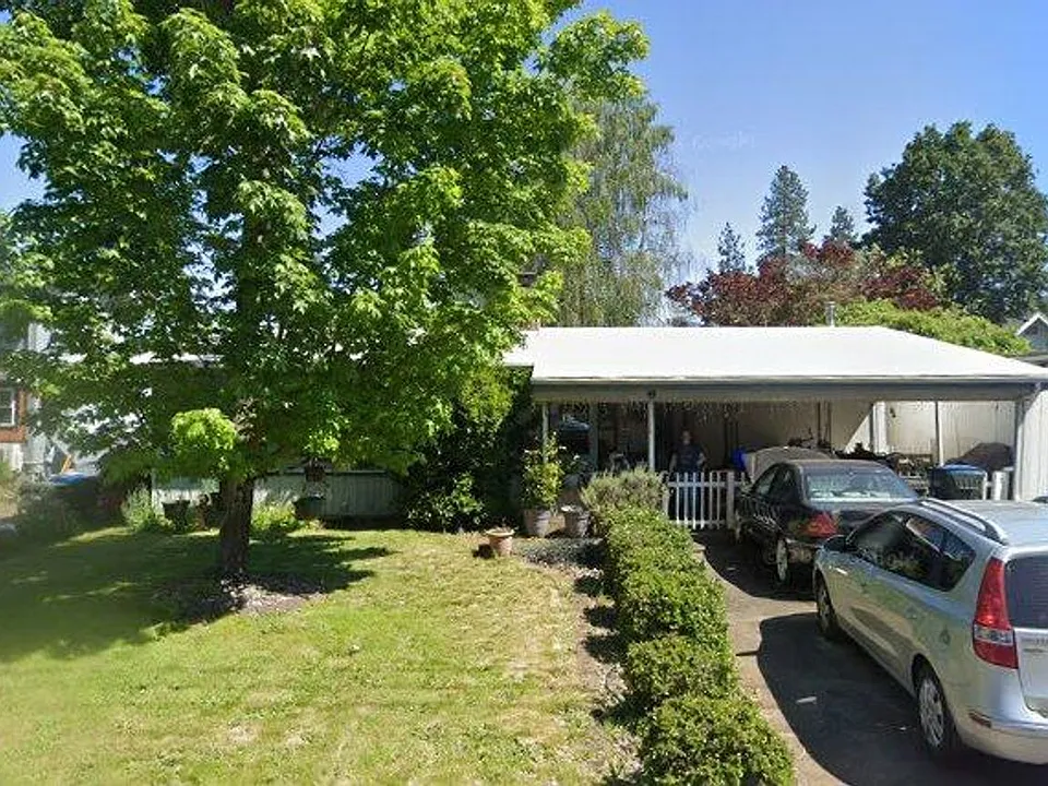 353 W Madrone St