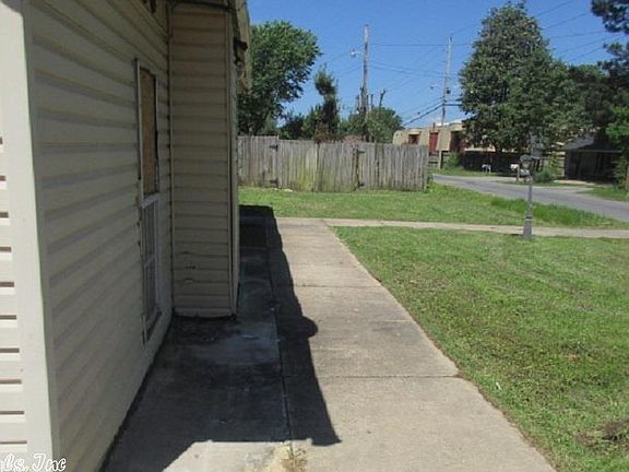 3rd image of 2600 W 34th Ave