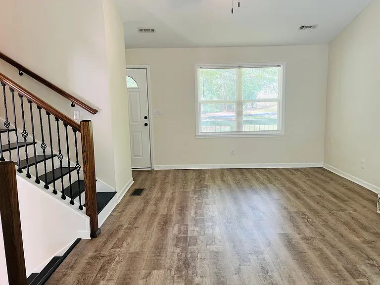 28 Bowers Dr — Photo 7