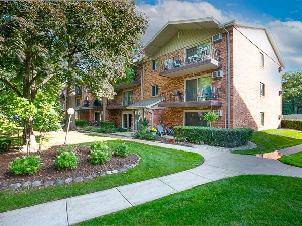 5334 Waterbury Ln APT 1204A, Crestwood, IL 60418