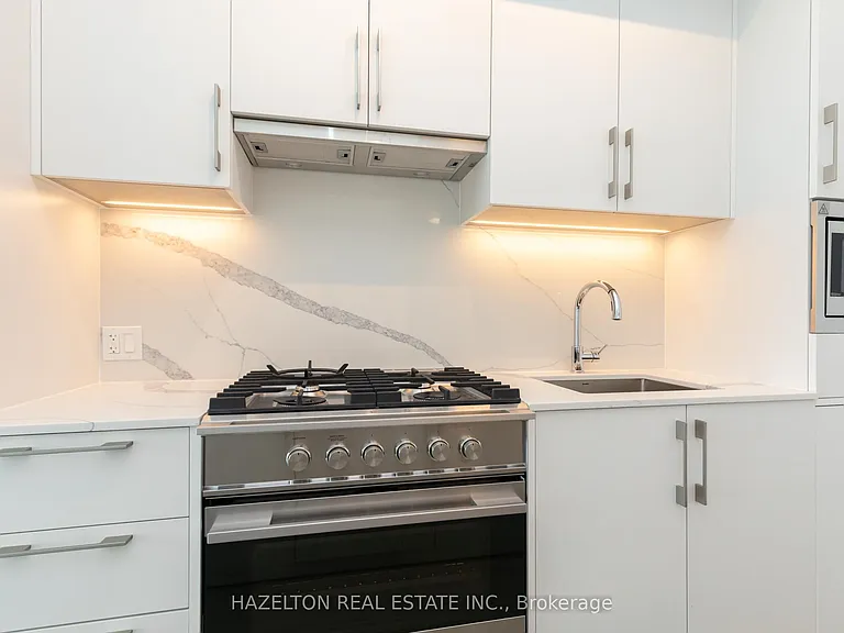 8 Manor Rd W #904 — Photo 11
