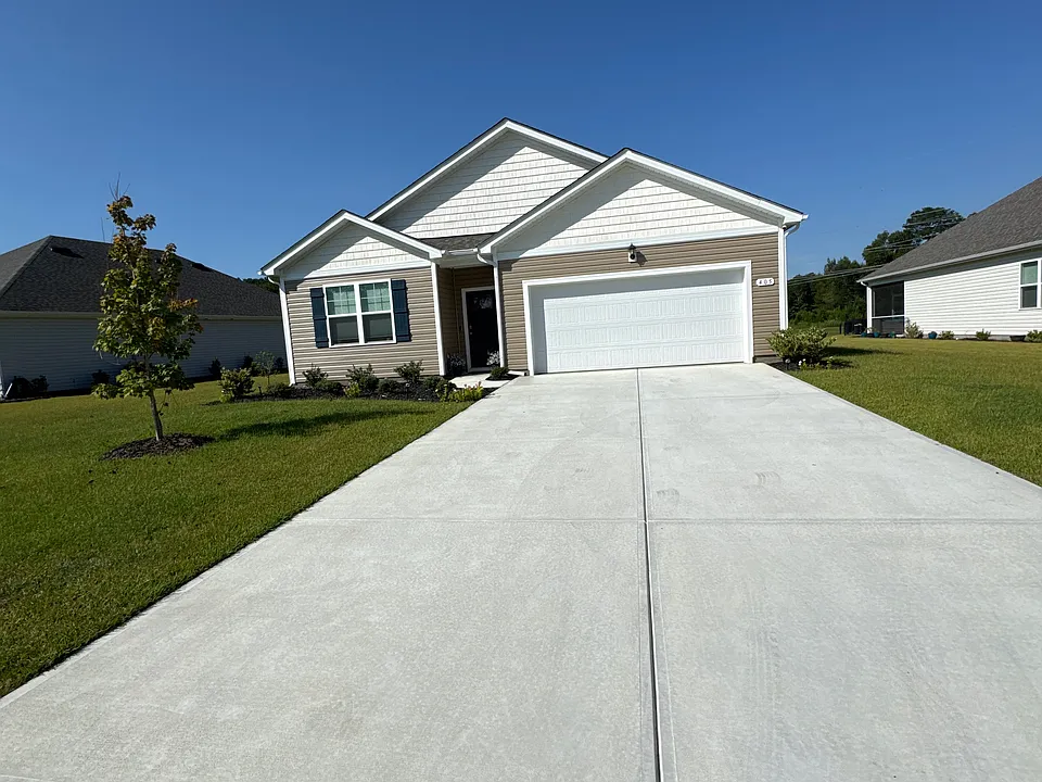 405 Glade Ct