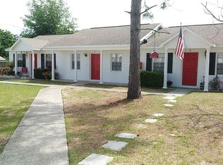 1011 E Orange Ave APT 8, Eustis, FL 32726