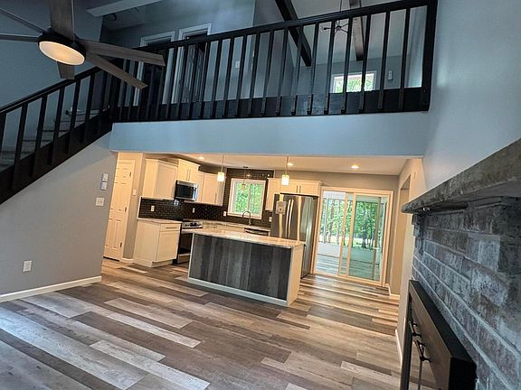 5th image of 319 Hyland Dr