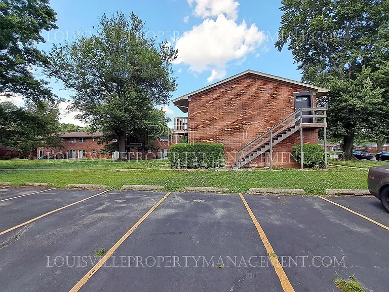 1202 E Walford Dr #2 — Photo 13