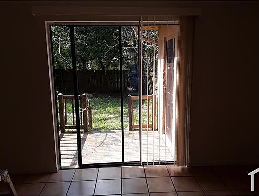 4th image of 10008 N 14th St APT B