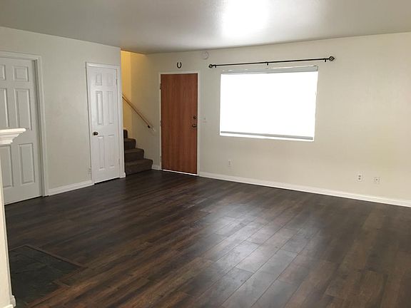 5th image of 3670 Westwood Blvd Unit G