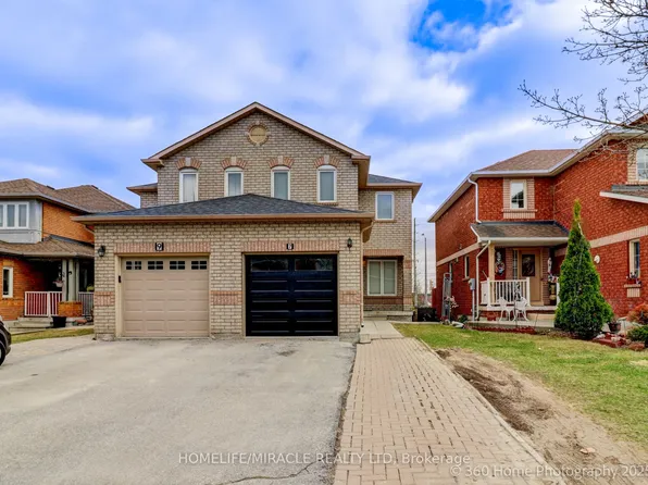 7 Creekwood Ct, Vaughan, ON L4L 9E6