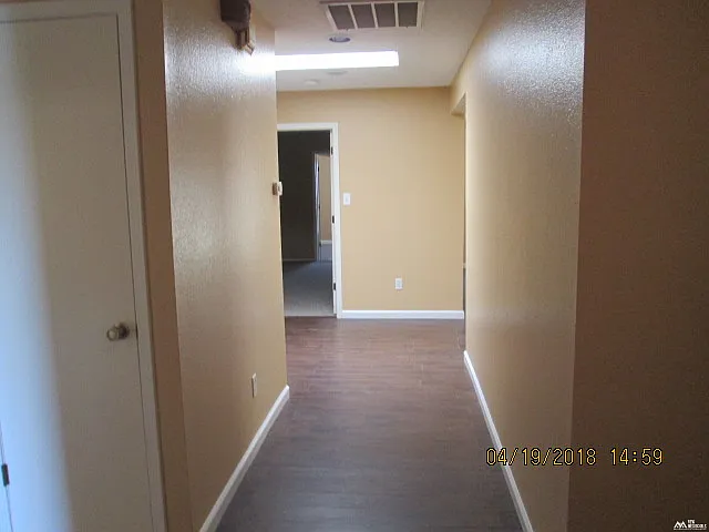 1912 Villa Dr — Photo 2