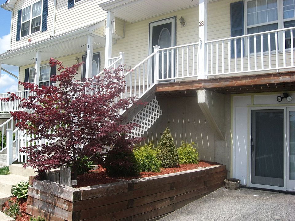 2nd image of 38 Lindsey Rd