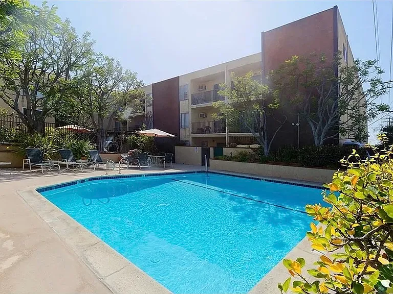 365 Burchett St #110 — Photo 10