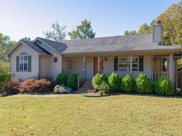 203 Spring Valley Ln, Ringgold, GA 30736