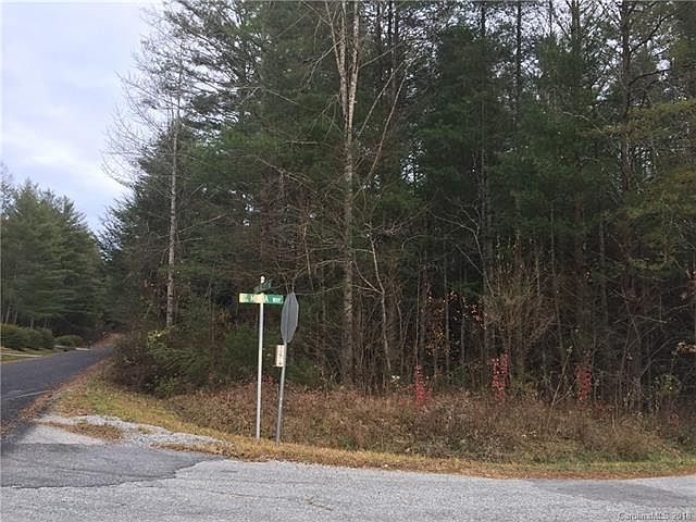 1st image of 22 Dawn Valley Dr