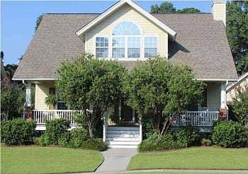 2nd image of 244 N Ainsdale Dr