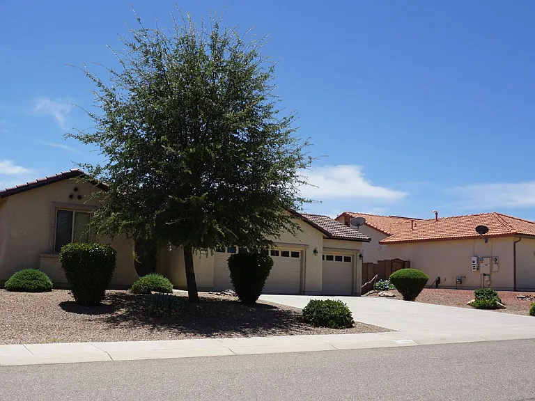 1858 Prairie Grass Dr — Photo 3