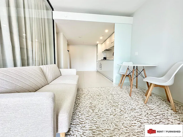 1033 Nelson St #1901 — Photo 1