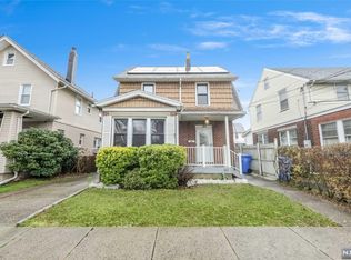 161 Dunham Pl, Woodbridge, NJ 07095