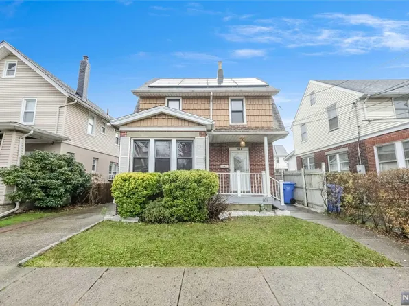161 Dunham Pl, Woodbridge, NJ 07095