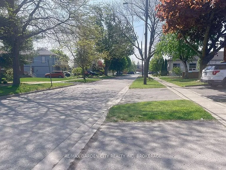 15 John St #1 — Photo 16