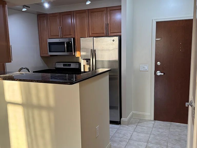 11760 Sunrise Valley Dr #712 — Photo 5