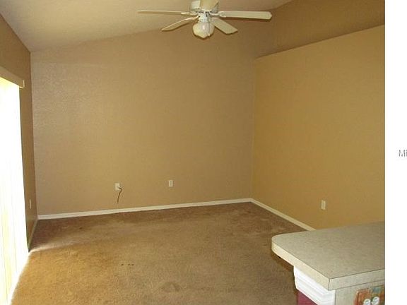 5th image of 207 Banbury Pl