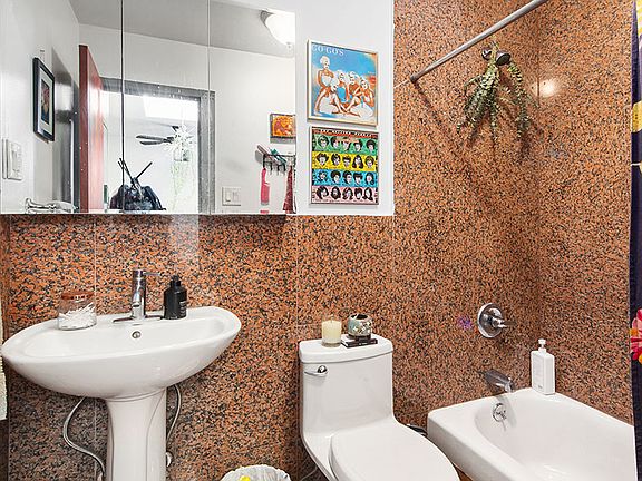 5th image of 279 E Houston St APT 4D
