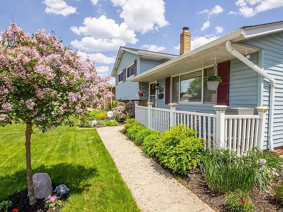 2nd image of 6095 Langer Dr