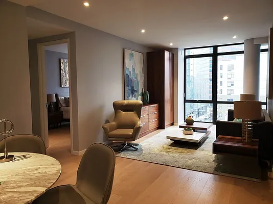 Rented by Chase Global Realty Corp | media 6