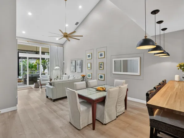 457 W PALM AIRE Drive, Pompano Beach, FL 33069