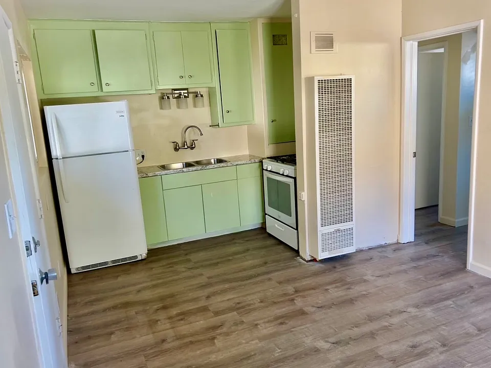 1016 Castillo St #1