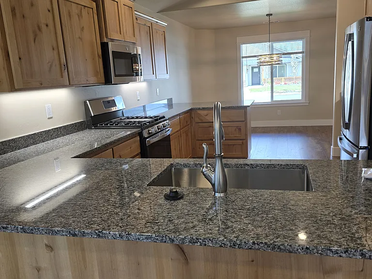 2941 Naples Dr — Photo 17