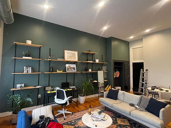 4th image of 1501 S 17th St #319B