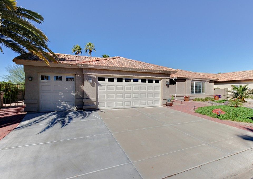 1st image of 25238 S Queen Palm Dr