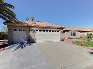 25238 S Queen Palm Dr, Sun Lakes, AZ 85248