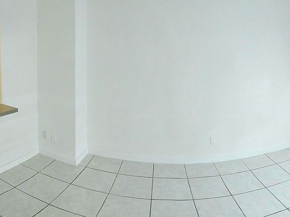 4th image of 3030 Collins Ave APT 3A