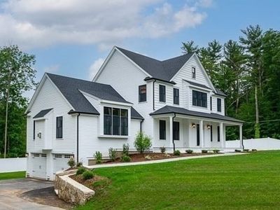 69 Blackstone St, Mendon, MA, 01756