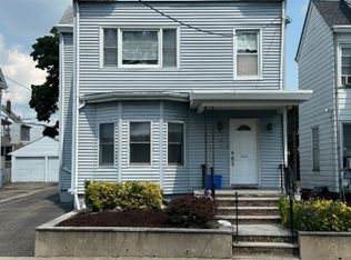118 Totowa Rd, Totowa, NJ 07512