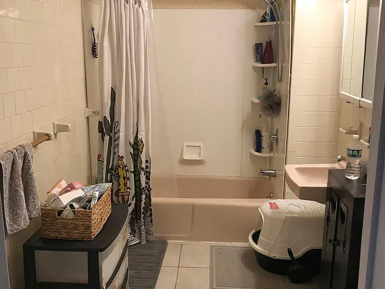 270 Washington St #3R — Photo 5