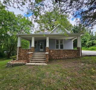 609 S College Street, Neosho, MO, 64850