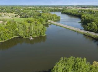 9605 Whistling Valley Rd, Lake Elmo, MN 55042