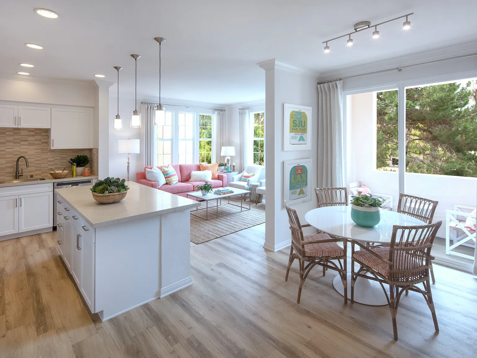Anacapa Apartment Homes — Photo 3
