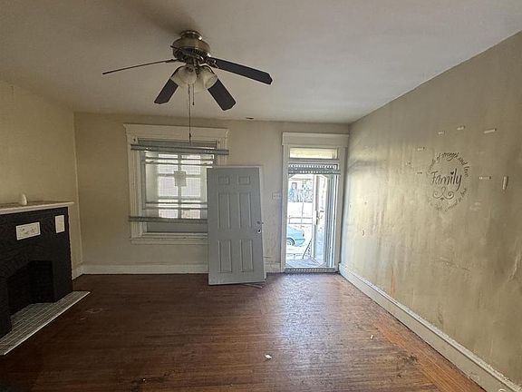 4th image of 6056 Delancey St