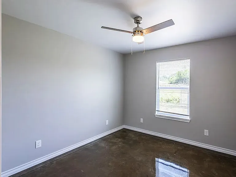 1316 Powers St #102 — Photo 18