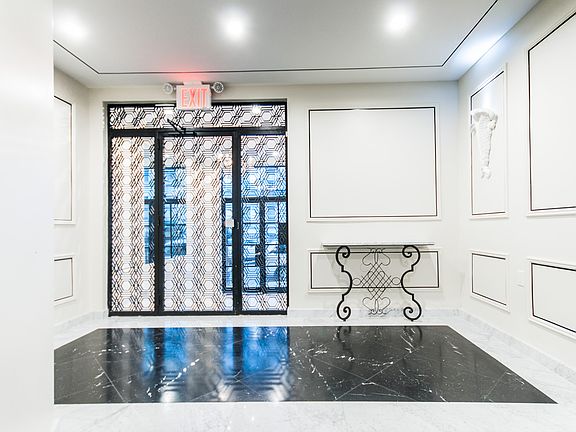 2nd image of 67 W 107th St APT 18