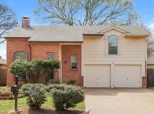 722 Nightingale Cir, Mansfield, TX 76063