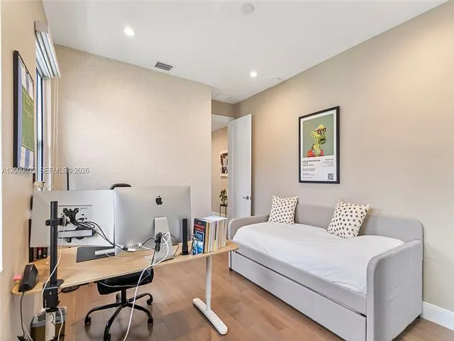 8249 NW 46th St — Photo 5