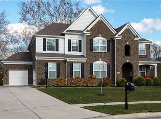 1887 Stonewater Dr, Dayton, OH 45458