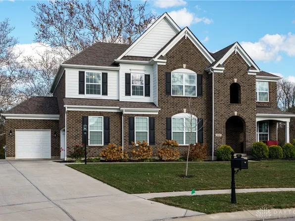 1887 Stonewater Dr, Dayton, OH 45458