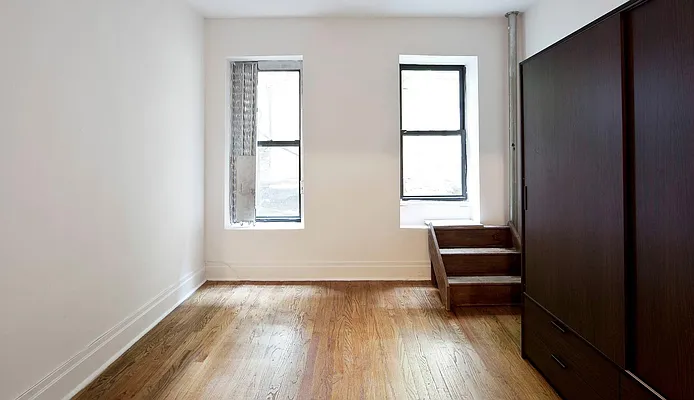 Rented by Keller Williams NYC | media 22